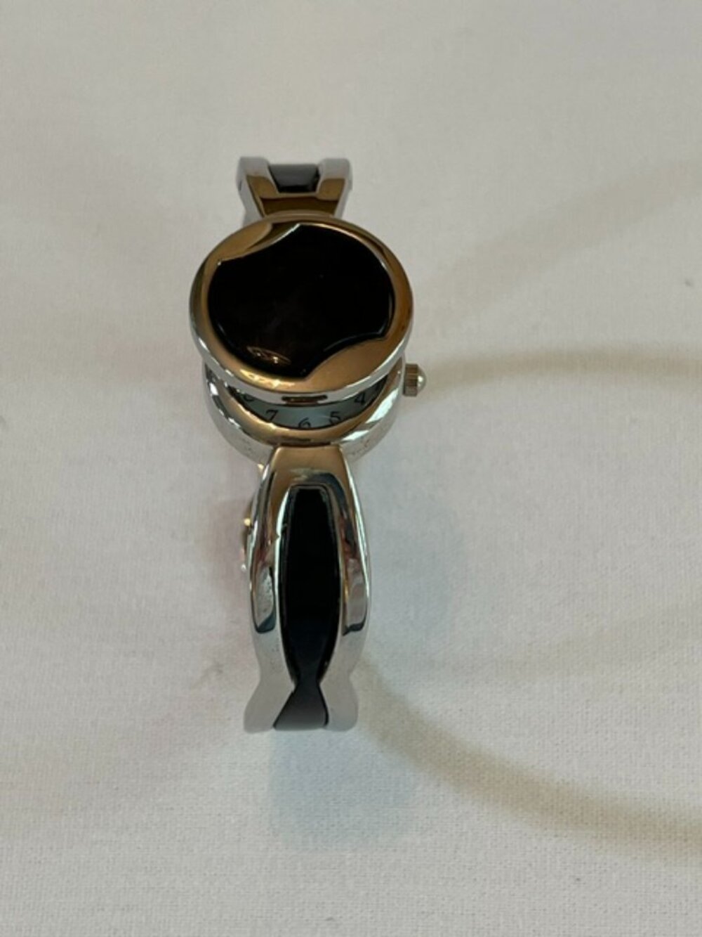 GENEVA | Covered Dial Ladies' watch Black-Silver Cuff Bangle-NEW Battery-EUC